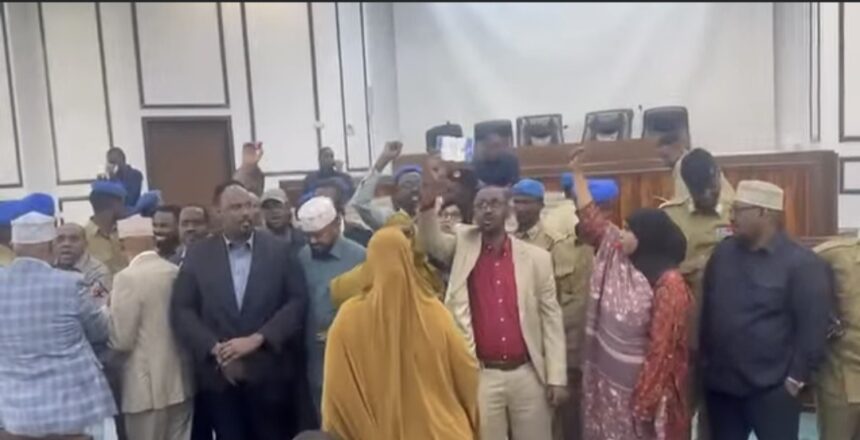 Somali Parliament Talks Stall After Heated Disruptions