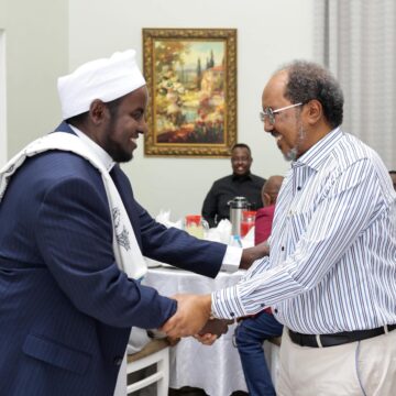 FB_IMG_1772349741842 Somalia’s President Rallies Political Leaders Ahead of Key Elections
