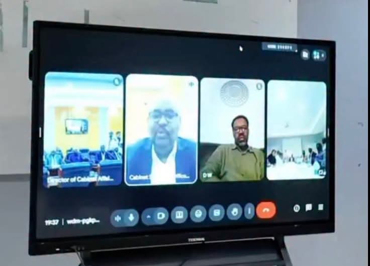 FB_IMG_1772482950890 Muxuu kala hadlay Siciid Deni kulanka watashiga ee uu la qaatay xildhibaanada Mucaaradka?