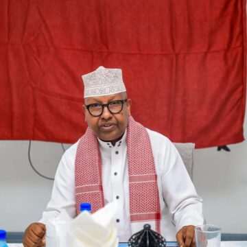 Maxey kawada hadleyn wasiir Fiqi iyo danjiraha Qatar ee Soomaaliya ?