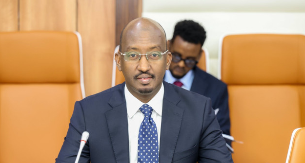 b Dowladda Soomaaliya oo beenisay in Shiinaha uu si sharci darro ah uga Kalluumeysato Xeebaha dalka