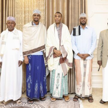 RW Xamsa oo la kulmay Isimada Puntland kuna baaqay xoojinta midnimada dalka