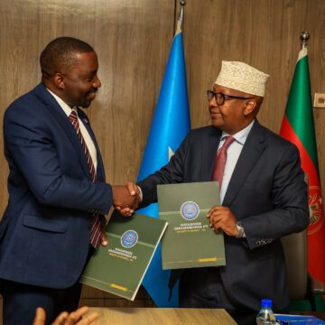 Soomaaliya oo saxiixday heshiis lagu xoojinayo ilaalinta rayidka xiliga howlgalka