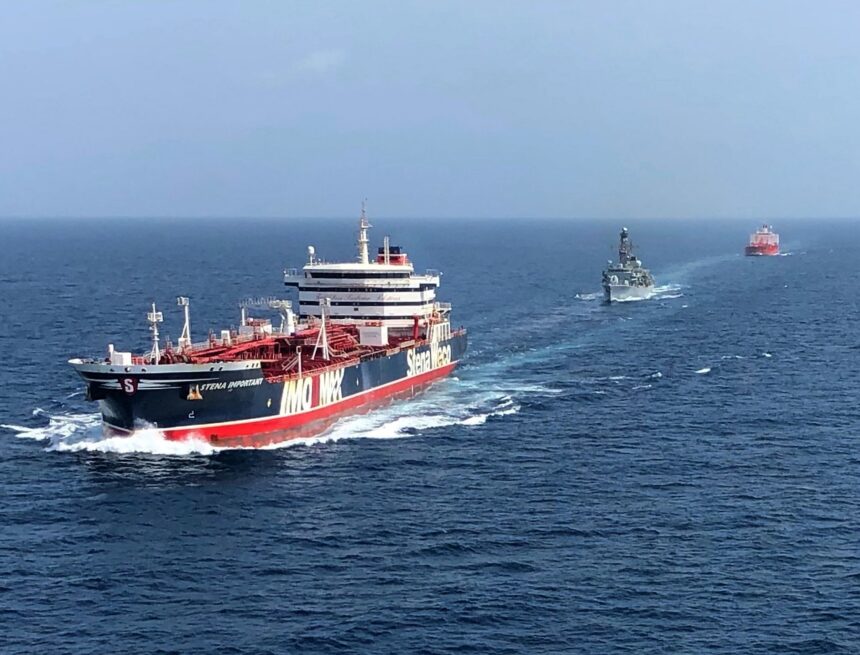 Wararkii ugu dambeeyey Iran oo markale xirtay marinka Hormuz