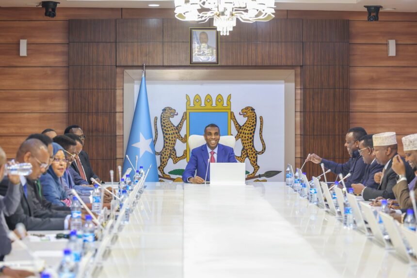 golaha wasiirada Golaha wasiirrada oo xilkii ka qaaday Agaasimaha hay’adda Socdaalka iyo Jinsiyadda Soomaaliya