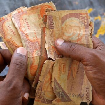shilin somali Government Under Fire as Somali Shilling Rejected Across Mogadishu