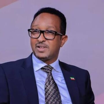 images (7) Maayarkii Hargeysa oo xilka laga qaaday