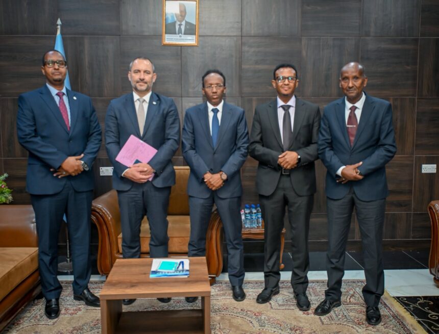 Wasiir Ku-xigeenka Wasaaradda Arrimaha Dibadda oo kulan la yeeshay Madaxa Ergada ICRC ee Soomaaliya