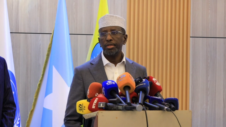 Shariif Madaxweyne Shariif ” waxaan ka xumahay in ciidankii aan qeybta ka ahaa dhismihiisa laigu soo weeraro”