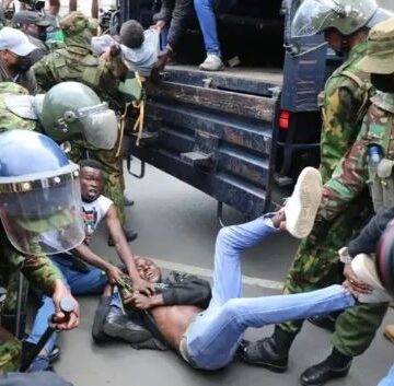 bananbax nairobi Ciidamada ammaanka Kenya oo xirxiray dad qeyb ka ahaa banaanbaxa