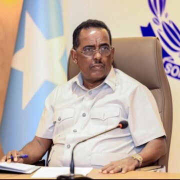 Wasaaradda arrimaha gudaha ee XFS oo ku baaqday in la joojiyo coloolad beeleedka ka taagana G/Hiiraan
