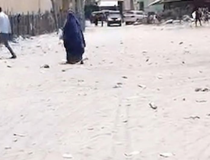 0803(4) Muqdisho: Ciidamo katirsan dowladda oo weerar ku qaaday guriga uu degganaa sarkaal katirsan ciidana Xoogga
