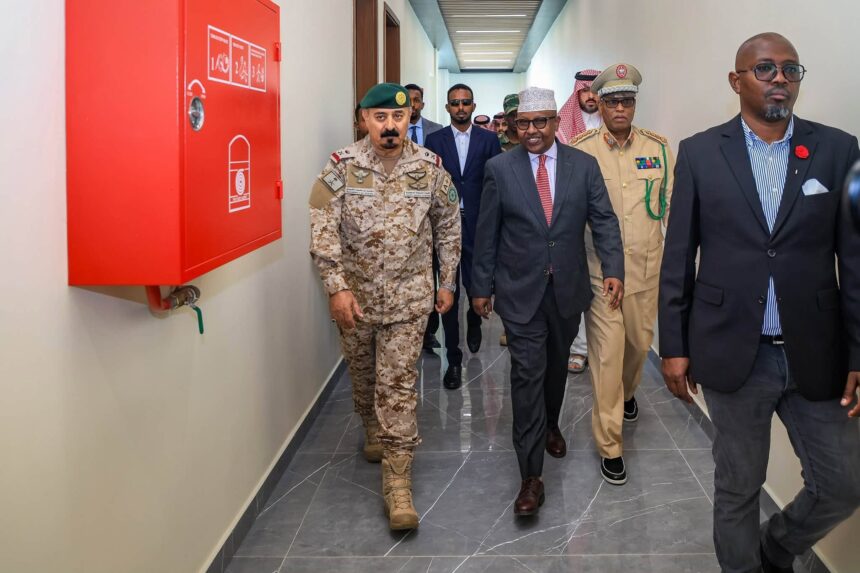 784433135_10164470410907319_2892235802185050319_n Wasiir Fiqi iyo Xoghayaha Guud ee IMCTC oo Muqdisho Ka Daah-furay Hindisaha “Saxafiga Nabadda” SAWIRO